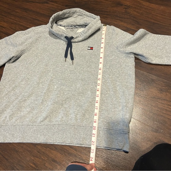 [Tommy Hilfiger Sport] Funnel Sweatshirt - Picture 4 of 8